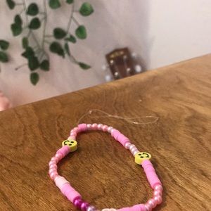 Preppy pink phone charm!